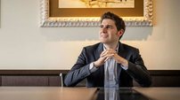 Eduardo Saverin é o brasileiro mais rico de 2025 pelo 2º ano seguido: veja quem mais está na lista da Forbes - Imagem: Reprodução - Edição: Tribuna Financeira