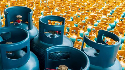 Auxílio gás confirmado: veja quem recebe ainda este mês
					
					
					Imagem: Reprodução - Edição: Tribuna Financeira