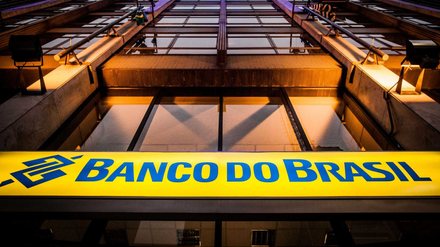 Banco do Brasil BBAS3 cai forte após alerta de analistas — o que está acontecendo? - Imagem: Reprodução - Edição: Tribuna Financeira