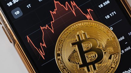 Bitcoin perto dos US$ 80 mil e depois queda: o que está acontecendo - Imagem: Reprodução - Edição: Tribuna Financeira
