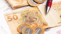 Bolsa Família, Pé-de-Meia e Gás do Povo: confira pagamentos de maio e quem tem direito aos benefícios - Imagem: Reprodução - Edição: Tribuna Financeira