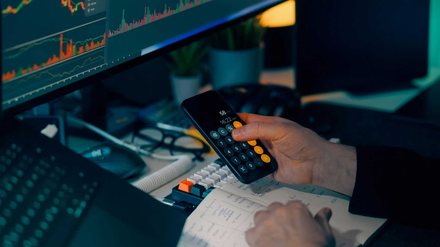 Renda fixa em alta pode enganar investidores, veja o risco oculto - Imagem: Reprodução - Edição: Tribuna Financeira