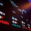 AGORA! Ibovespa reage à tensão global enquanto dólar, petróleo e bitcoin agitam mercado hoje (18/08)
