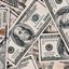 Dólar hoje opera com volatilidade após tensão global e inflação