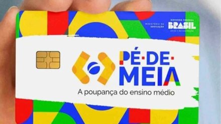 Governo libera novo calendário do Pé-de-Meia e alunos correm para consultar - Imagem: Reprodução - Edição: Tribuna Financeira