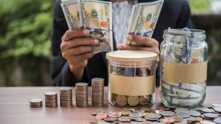Incertezas internacionais impulsionam alta do dólar frente ao real - Imagem: Reprodução - Edição: Tribuna Financeira