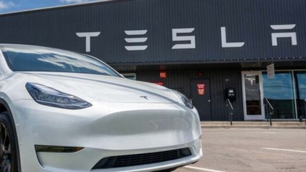 Tesla e BYD aceleram disputa bilionária por veículos elétricos na Europa - Imagem: Reprodução - Edição: Tribuna Financeira